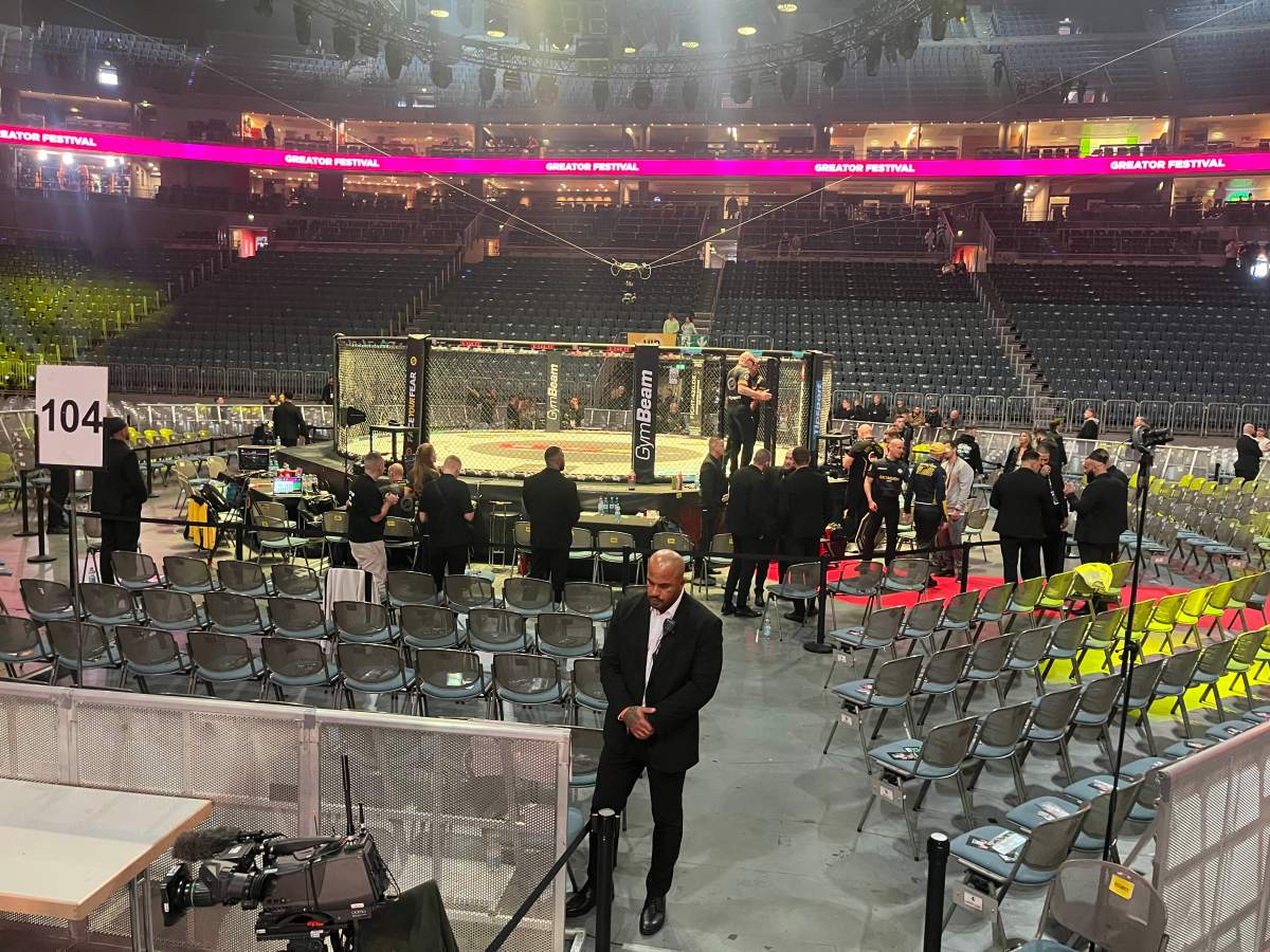 Carnage Cageside 3: The King’s&nbsp;Crown